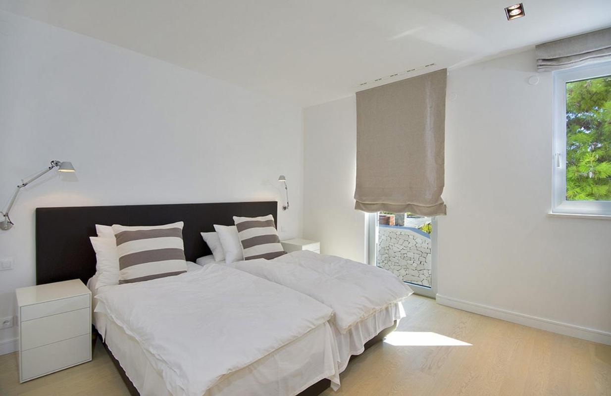 Luxury Seafront Villa My Dream With Private Pool, Jacuzzi And Staff At The Beach On Brac Island - Sumartin Selca  Exterior photo