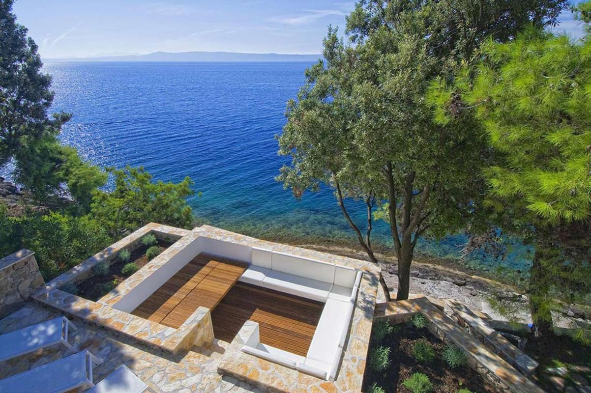 Luxury Seafront Villa My Dream With Private Pool, Jacuzzi And Staff At The Beach On Brac Island - Sumartin Selca  Exterior photo